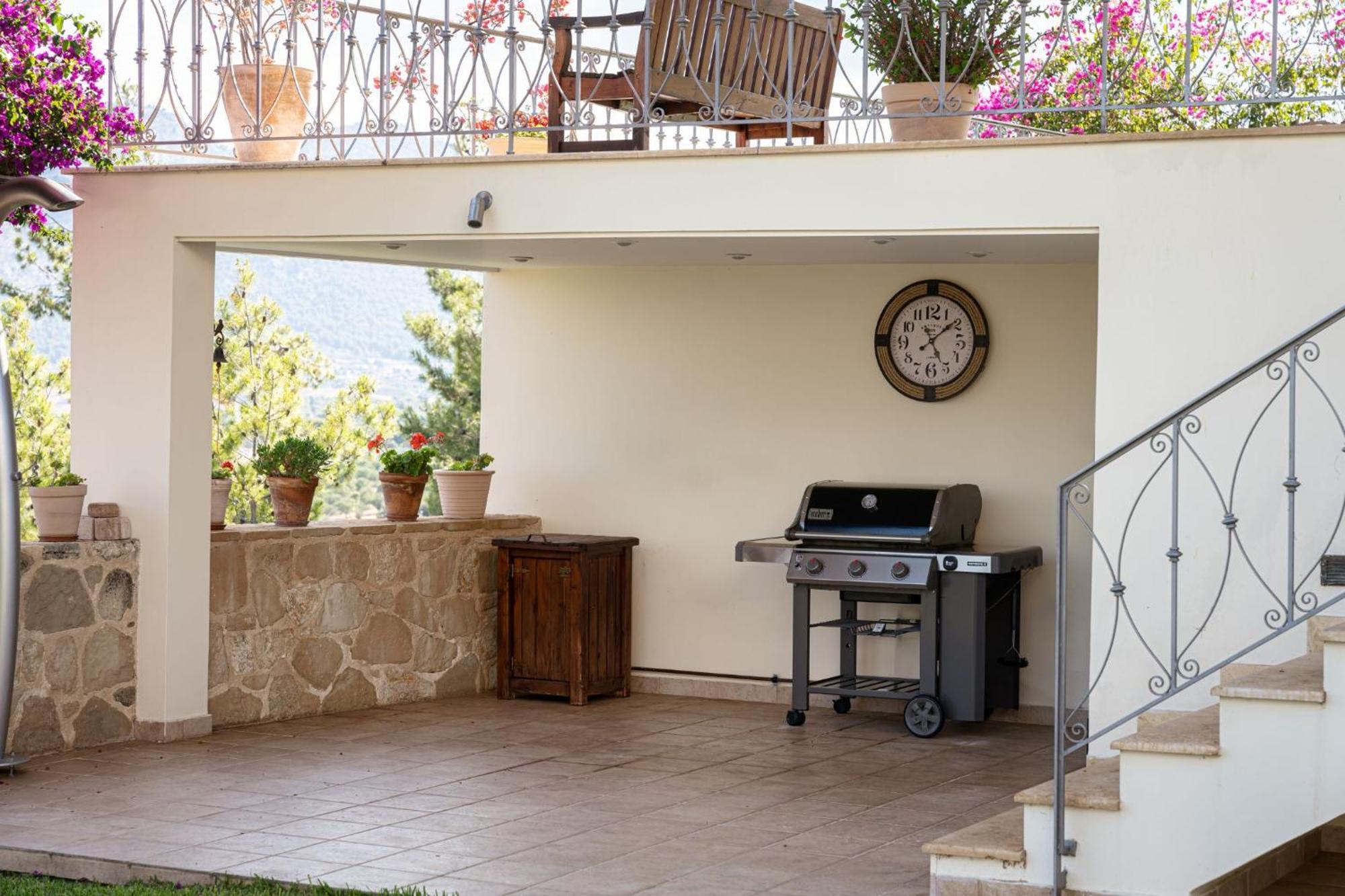 Villa Fantasia Isthmia Ngoại thất bức ảnh