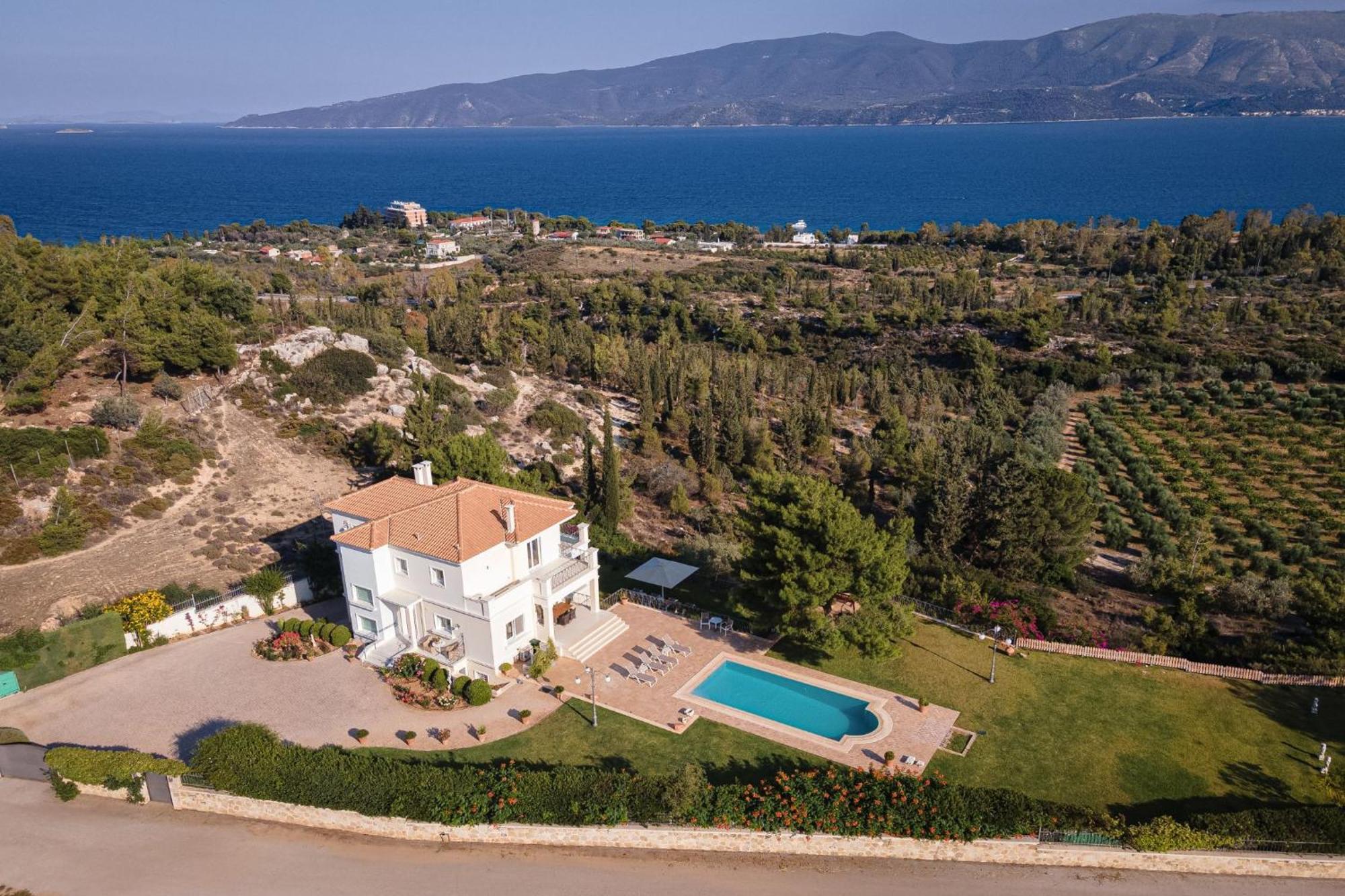 Villa Fantasia Isthmia Ngoại thất bức ảnh